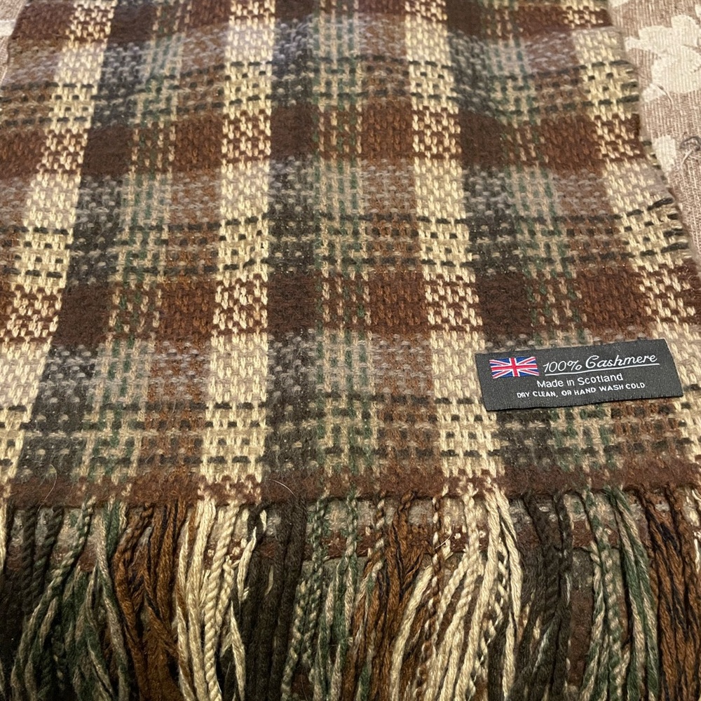 100% Cashmere Scarf Made in Scotland